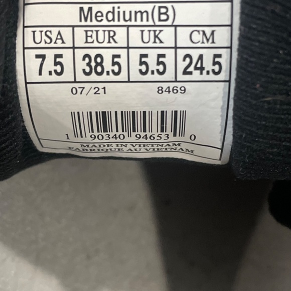 Brooks adrenaline gts 22 size 7.5 - Picture 6 of 7